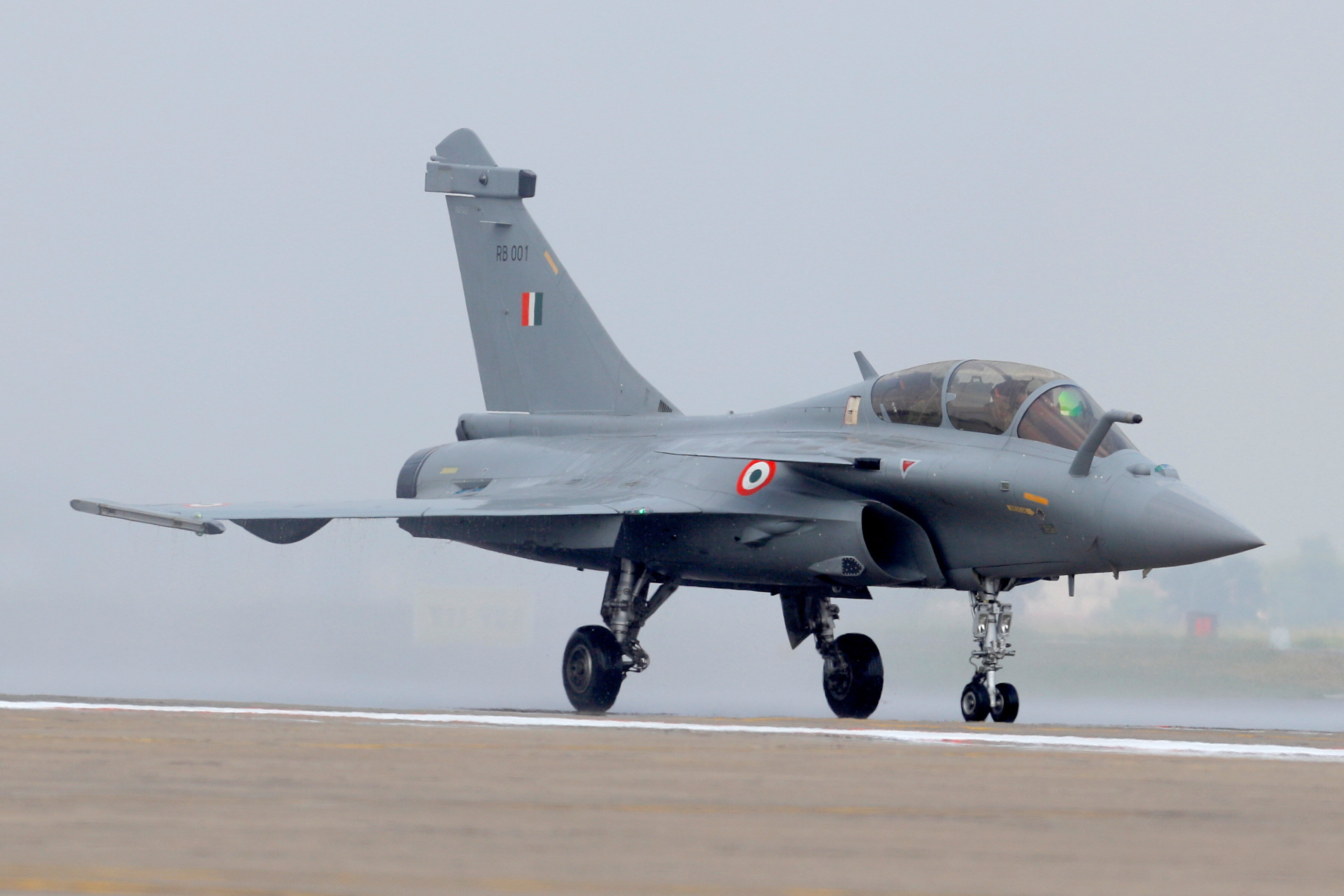 印度同法國簽訂74億美元協議 購買26架Rafale戰機